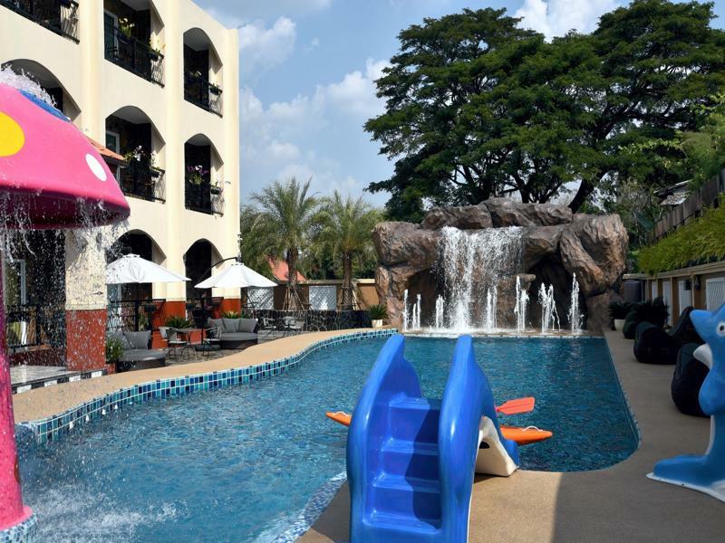 Venezia Resort Buriram Buitenkant foto